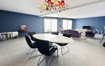 Property slide 30