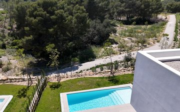 Property slide 8