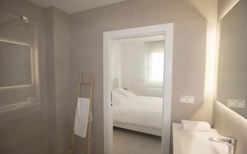 Property slide 44