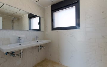 Property slide 31