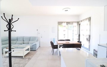 Property slide 6