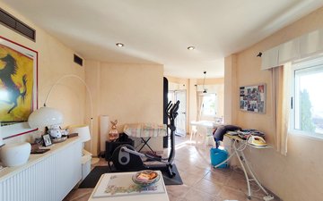 Property slide 36