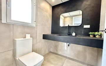 Property slide 21