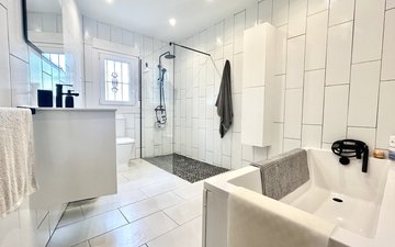 Property slide 18