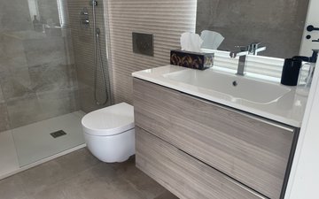 Property slide 18