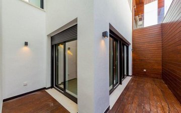 Property slide 35