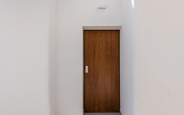 Property slide 31
