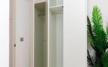 Property slide 22