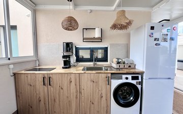 Property slide 32