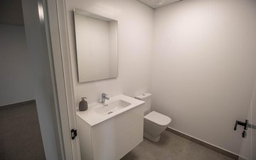Property slide 20