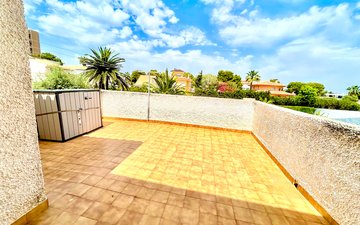Property slide 32