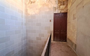 Property slide 41