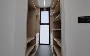 Property slide 36