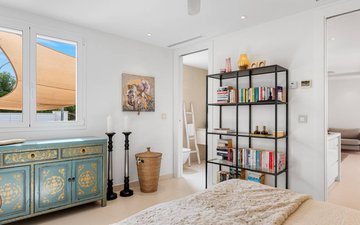Property slide 18