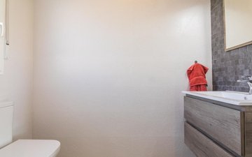 Property slide 44