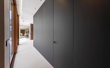 Property slide 32