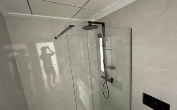 Property slide 21