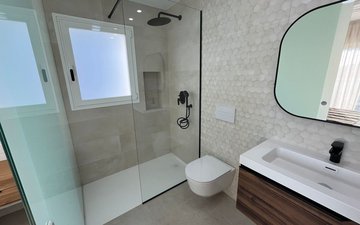 Property slide 18