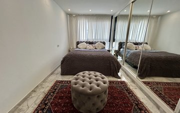 Property slide 21