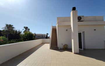 Property slide 32