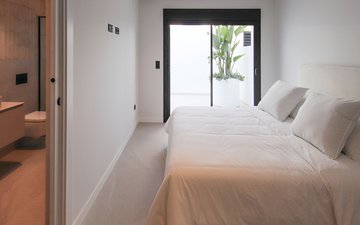 Property slide 21