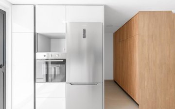 Property slide 24
