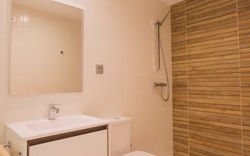 Property slide 20
