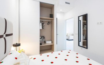 Property slide 25