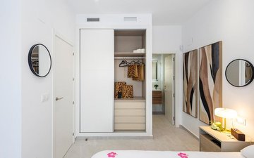 Property slide 32