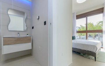 Property slide 20