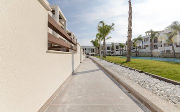 Property slide 32