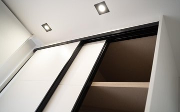 Property slide 32