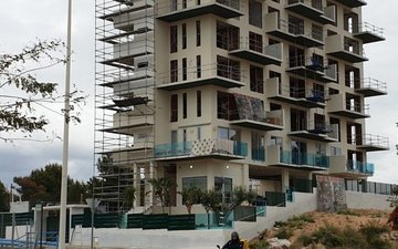 Property slide 20