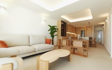 Property slide 18