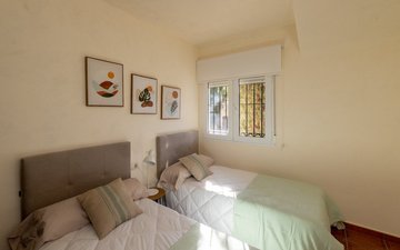 Property slide 38