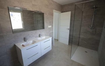 Property slide 10