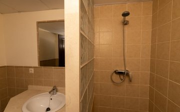 Property slide 39