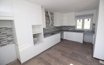 Property slide 4