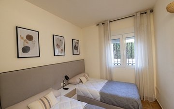 Property slide 25