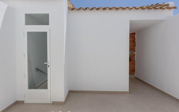 Property slide 21