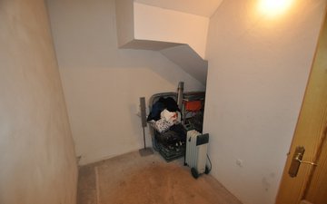 Property slide 17