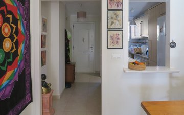 Property slide 25