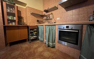 Property slide 19