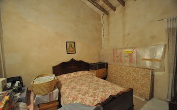 Property slide 10