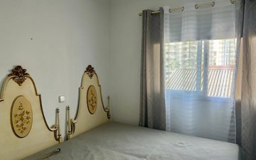 Property slide 10
