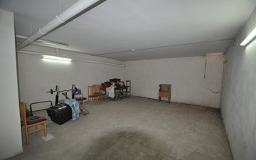 Property slide 18