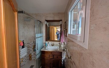 Property slide 6