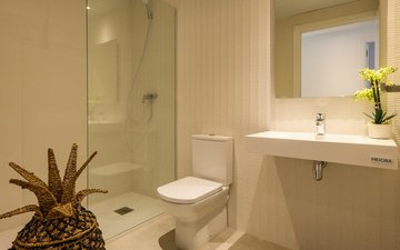 Property slide 38