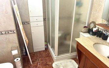 Property slide 17
