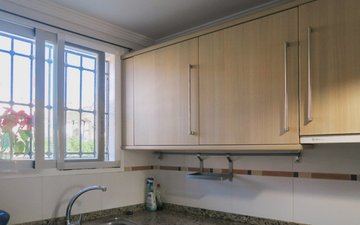 Property slide 17